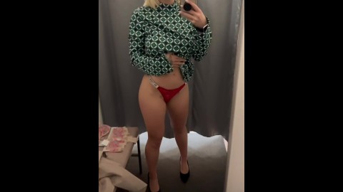 I make myself cum in the fitting room