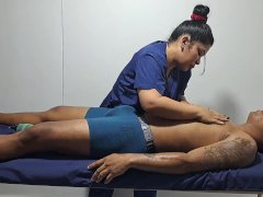 A relaxing massage for this sexy guy