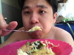 EATING MY MOTHER COOKING PART 33