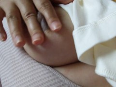 利き乳首でチクニー♥️鼻息荒くオホ声を出しながら感じるいやらしい乳首♥️ - Screenshot 10 of 16 - Big Boobs