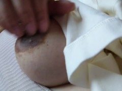 利き乳首でチクニー♥️鼻息荒くオホ声を出しながら感じるいやらしい乳首♥️ - Screenshot 15 of 16 - Big Boobs