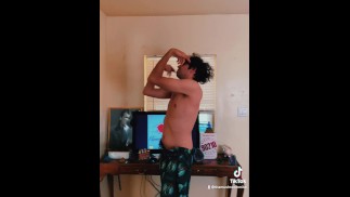 International cream pie mushroom mike TWERKS like Miley Cyrus