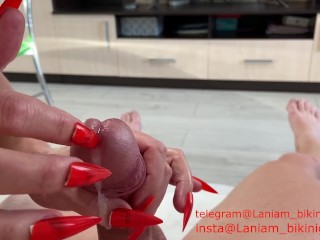 MILF Stiefmoeder Lange Nagels Sperma Extractie Man String Femdom Asmr Fetish .