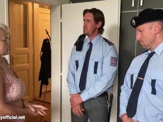 Anel Wicky police gangbang screenshot number 1