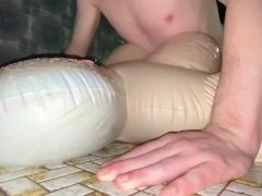 Lofty Leila water-filled inflatable doll fuck