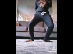 Dance - Screenshot 11 of 16 - Miss Cleo