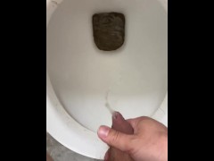 Peeing while wanking - Screenshot 4 of 16 - Wanking