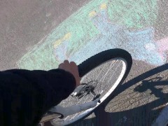 Прогулка на велосипеде закончилась жестким сексом в лесу с новым знакомым 4K 2/16