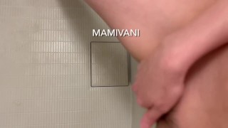 I leaked when I was playing with my clitoris [Amateur Japanese]