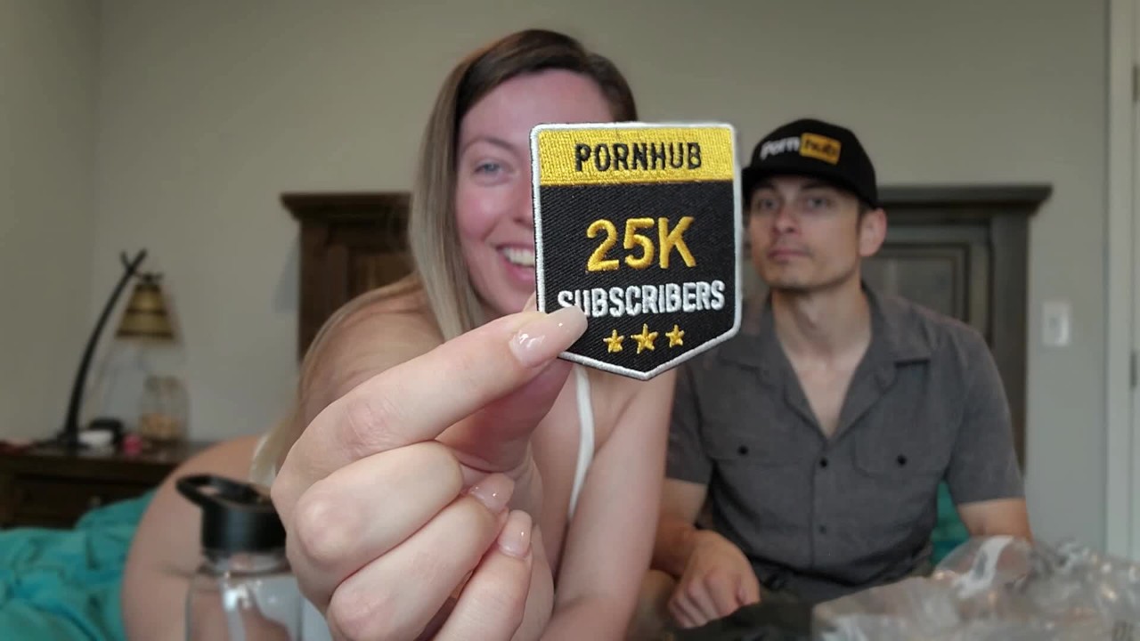 Unboxing PornHub Box Thank You for 25K Subscribers! Porn Video - Rexxx