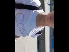 salutations courtes et sexy sur le vélo