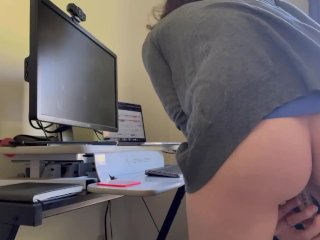 Nympo Tales: Making Myself Cum at My DeskDuring My Lunch Break