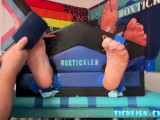 Chubby dom Matt seduced Ryan into foot and body tickling