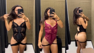 Tinder Fuck Date - 我正在选择内衣 🍑😋