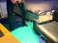 Re wetting my jeans, well, I have been constantly trickling . Can’t let them dry out???