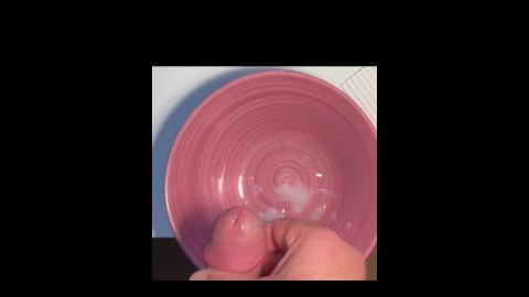 Cumshot in Plate from Neighbour Milf