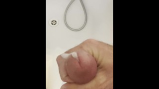 Super fast blowjob in the bathroom with nice ejaculation! Lot of sperm Nice dick