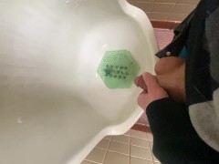 Quick piss while im at the bar