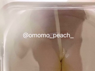 【透明椅子で撮影の待機中におもらし】#omorashi #peeaccident #desperation Wetting #pee Desperation
