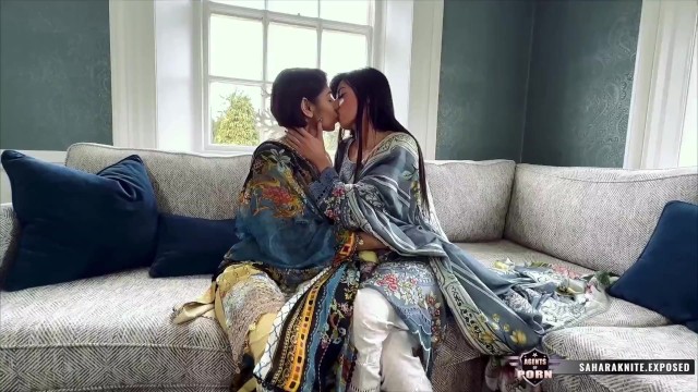 Indian Bhabhi Sahara Knite Seduces her Brothers Wife - Pornhub.com