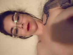 Momma vaping 😈 - Screenshot 8 of 16 - Big Ass