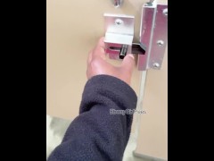 Ebony Girl Pees At Public Park Bathroom- Full Clip On Manyvids