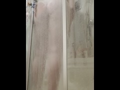 Камера в ванной. сводной сестрой как она моется в душе и играется с собой - Screenshot 6 of 16 - Step Mom Shower