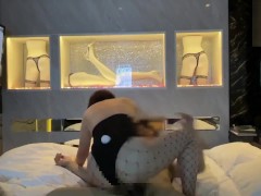 【個撮】網タイツとムチムチのバニーガール姿がエロい四十路ドM妻と昼間からハメ撮り【後半編】 - Screenshot 14 of 16 - Mother