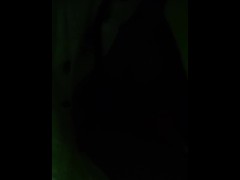 露出しながら高速道路を運転　勃起ちんぽ - Screenshot 10 of 16 - Cock