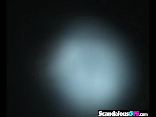 Джон и Али чертовски темно в темноте