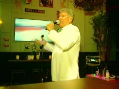 RICK SYKES - DIRTY LAUNDRY - I GOT A SECRET - LIVE @ MICKEY BURKES