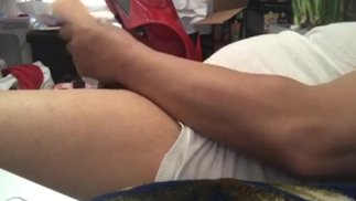 Очень маленькие женщины, трахающиеся с большими парнями, заставляют меня мастурбировать