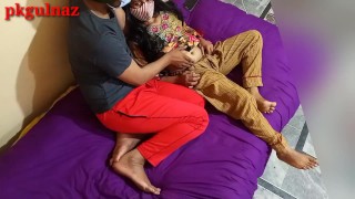Stiefzus wil haar eerste seksuele verlangen ondergaan met haar stiefbroer in hindi audio