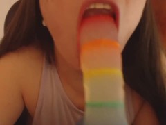 measuring my throat with a banana