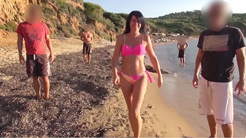 SPONTANEOUS FREE FUCK ON THE BEACH! Everyone can fuck! Free choice of hole!