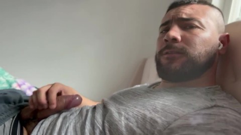 Rod Shows Off His Big Dick For His Onlyfans