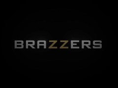 Slutty Cum Dripper.Demi Sutra / Brazzers - Screenshot 15 of 16 - Pussy Creampie