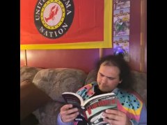 Watch Me Read A Graphic Novel