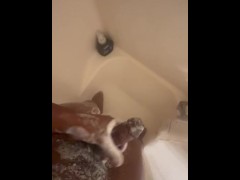 🍆💦come take a shower with me bae 😏
