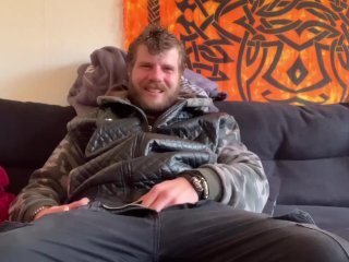 Sam Samuro Cum‘s in His Leather Jacket (Fan Wish)