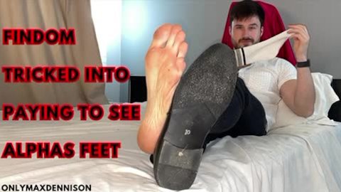 Findom foot fetish - Tricked into paying to see alphas feet