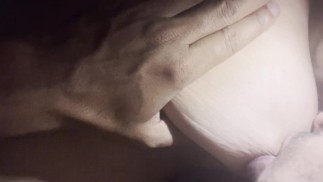 Доит ее большие