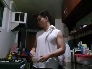 Solo Pinoy nag Bati ng Itlog hanggang sumabog ang pantog