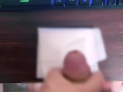 twitter潮吹き動画でオナニーしたら簡単に射精してしまいました。 ティッシュはこうして消費される - Screenshot 13 of 16 - 素人