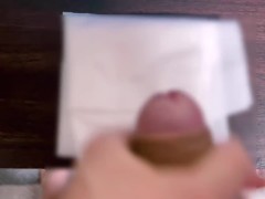 twitter潮吹き動画でオナニーしたら簡単に射精してしまいました。 ティッシュはこうして消費される - Screenshot 15 of 16 - 精子