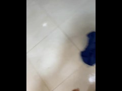 PILLADA VIENDO PORNO, y recibe fuerte cogida