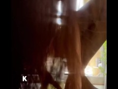【検証】隣りに住むおじさんの気配を感じながらベランダでディルドオナニーをし、おしっこの計測。 - Screenshot 15 of 16 - Masturbation