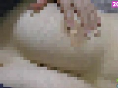 【素人】パジャマ姿のまま色白おっぱいを出してマッサージ【巨乳】OL Eカップ チクニー 乳輪 Hentai ASMR Japanese Asisan 絆創膏