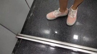 Meine rosa Vans und meine Füße!!