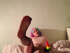 LilxJanexT shows her Feet off and gives Monster Dildo a Footjob
